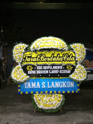 Papan Bunga Duka di Kosambi