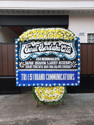 Papan Bunga Duka di Kosambi